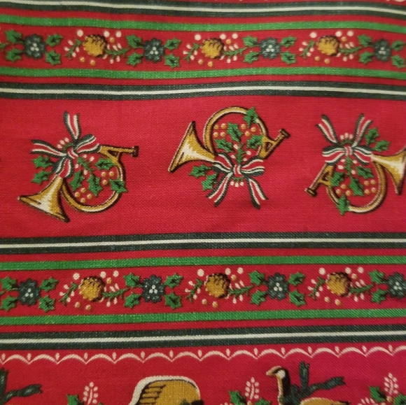 Warmsulla 5 yards  Christmas fabric - Picture 3 of 4